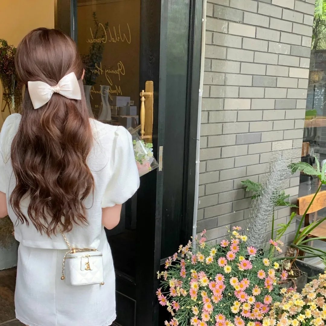 爱我是你的谎言